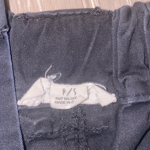 Black high wasted cargo pants - Picture 4 of 4